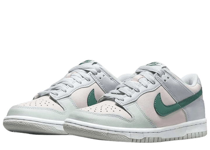 Dunk Low Mineral Teal - 1