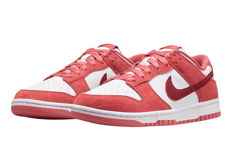 Dunk Low Valentines Day 2024 - 1