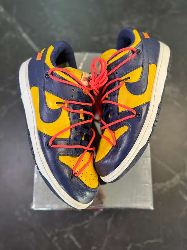 Dunk Low Off-White University Gold - 1