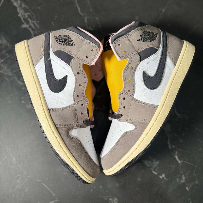 Jordan 1 Mid Cave Stone - 1