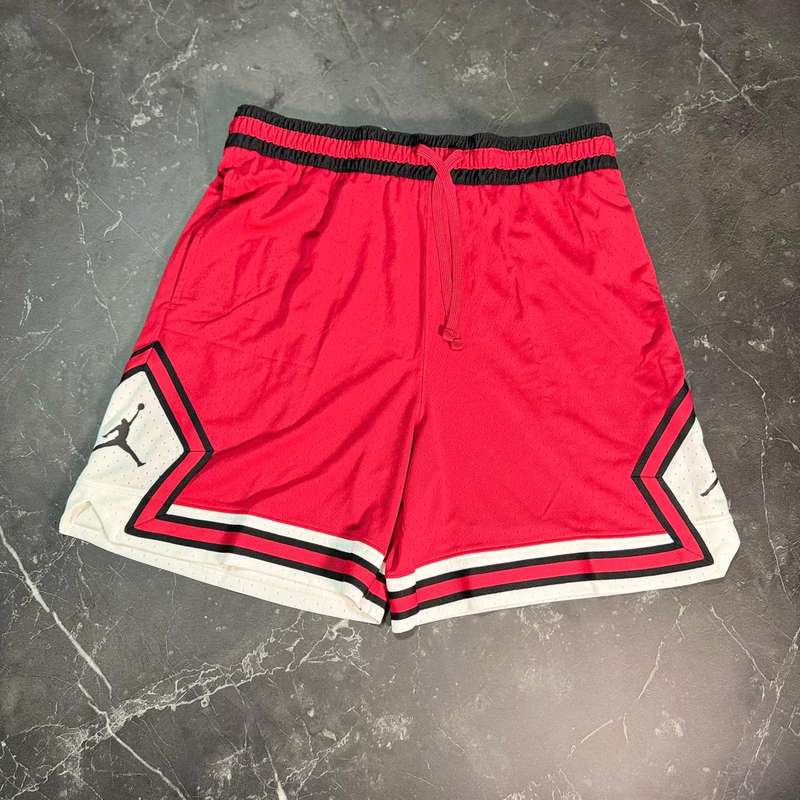 Jordan Diamond Red Short - 1