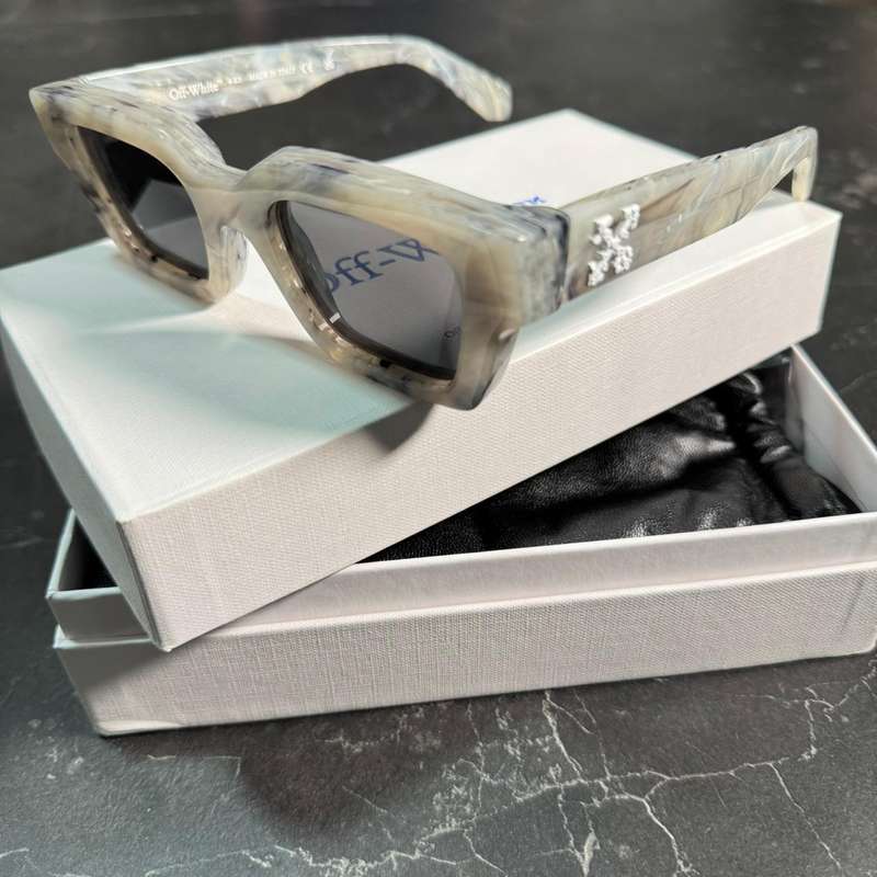 Off-White Virgil Marble Sunglasses - 1