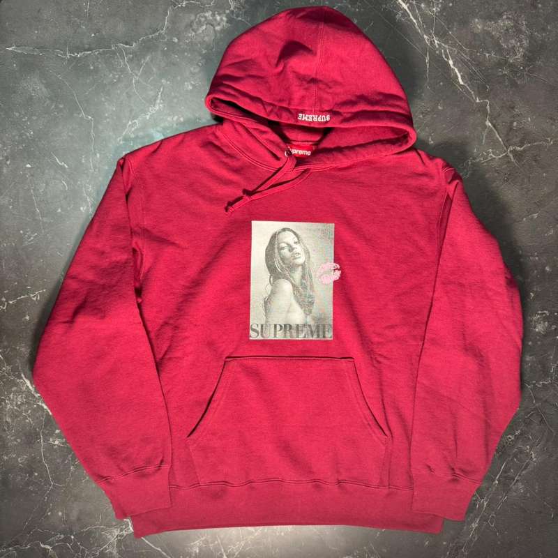 Supreme Kate Moss Cardinal Hoodie - 1