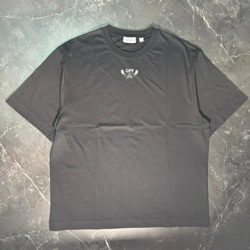 Off-White Bandana Arrow Skate Black Tee