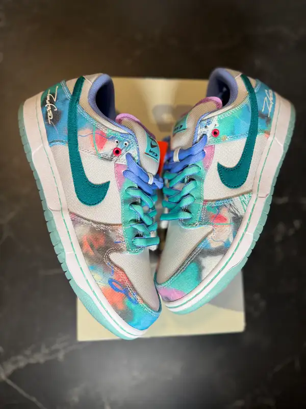 Dunk Low SB Futura - 1