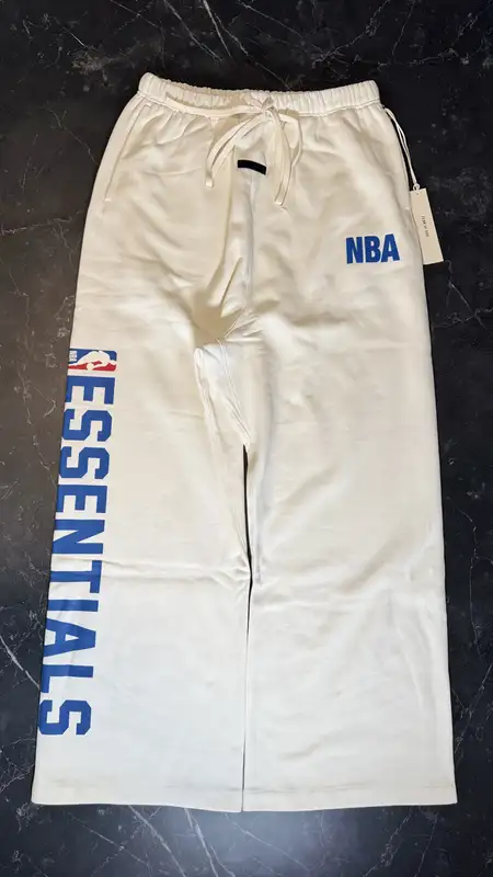 Essentials NBA Lounge Sweatpant Cream - 1