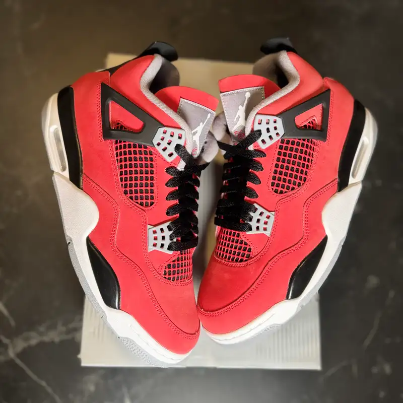 Jordan 4 Toro Bravo - 1