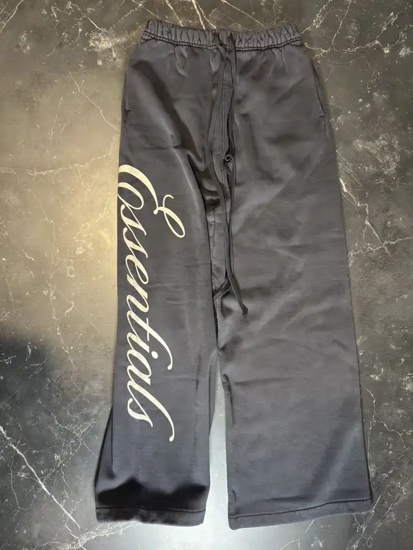 Essentials Lounge Sweatpant Vintage Black 2